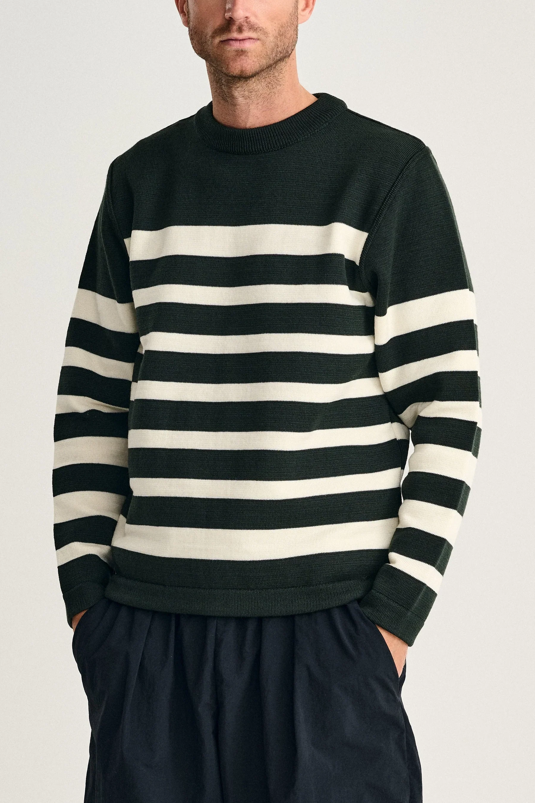 GIVEN-III crew neck | rund hals, dark forest green / natural white - Image 2