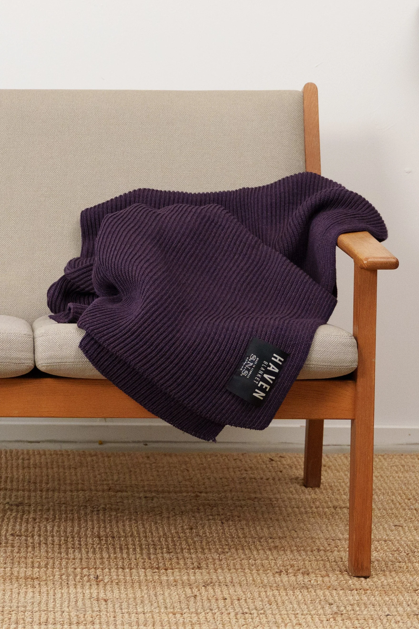 HAVEN blanket, deep purple melange - Image 3