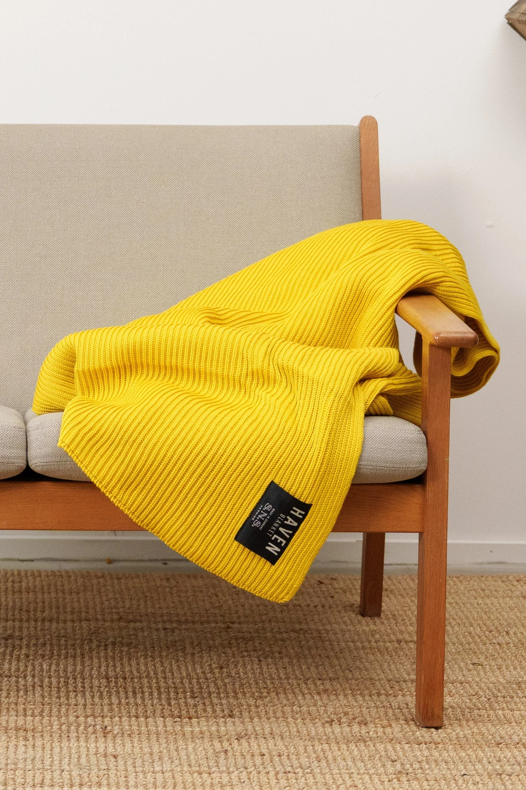 HAVEN blanket, faded summer yellow - Image 3